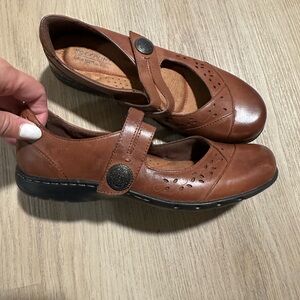 Rockport Cobb Hill Brown Leather Mary Jane flats size 6.5 great condition